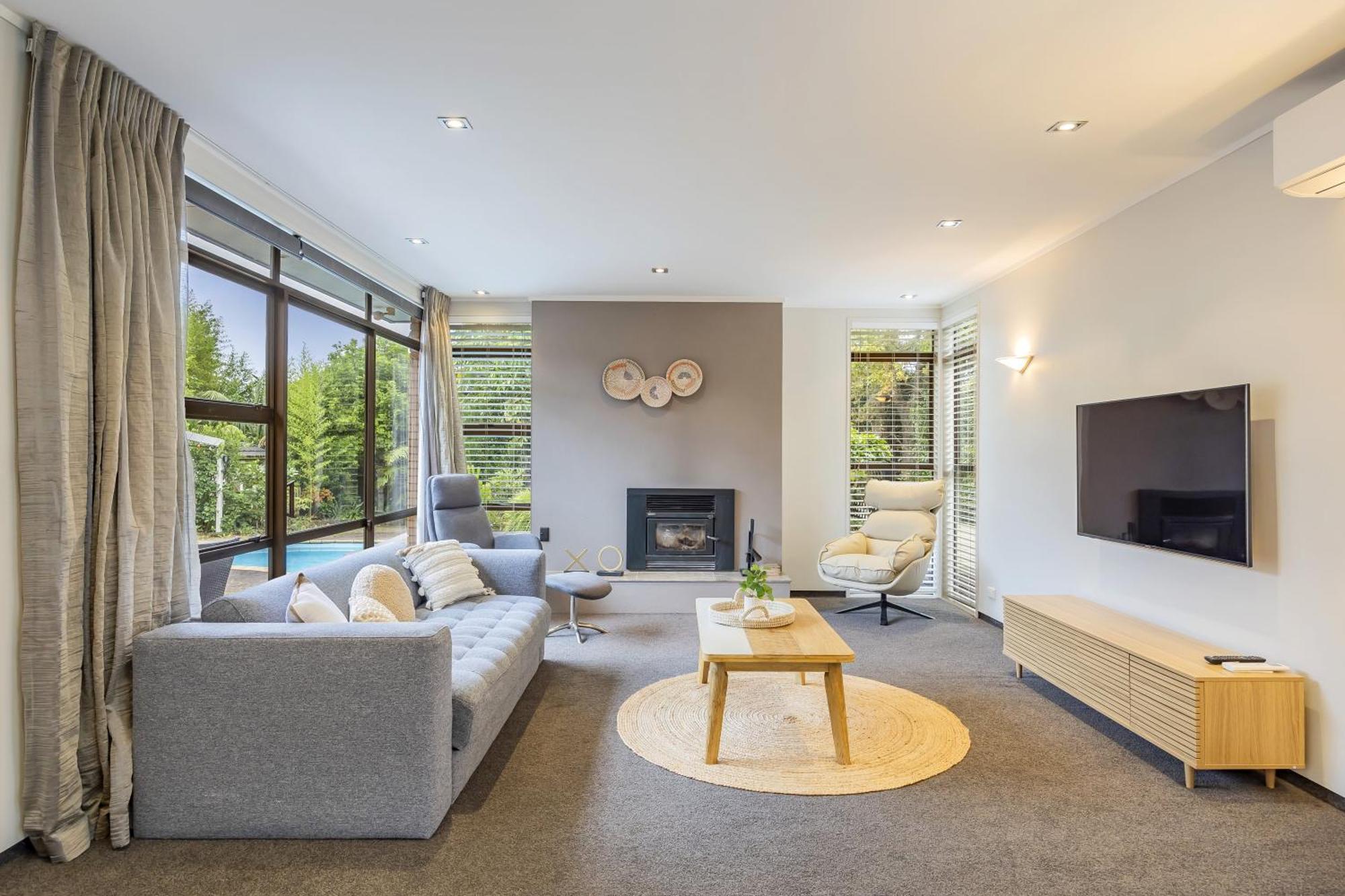 Entire House With Pool, Spa Auckland Exterior photo
